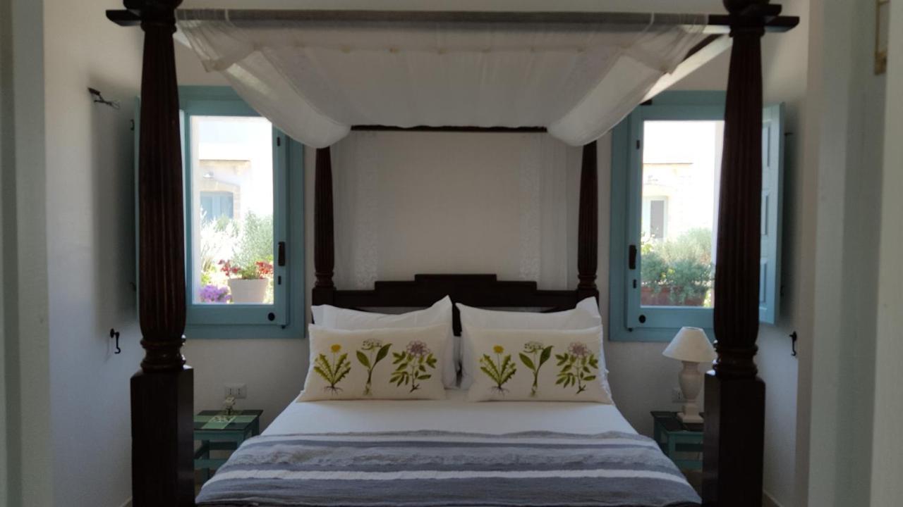 The Proud Garden Bed & Breakfast Каровиньо Екстериор снимка