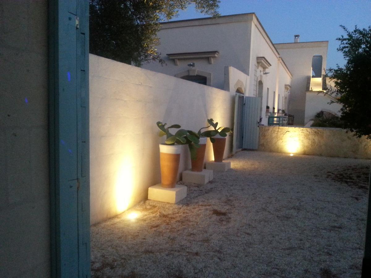 The Proud Garden Bed & Breakfast Каровиньо Екстериор снимка