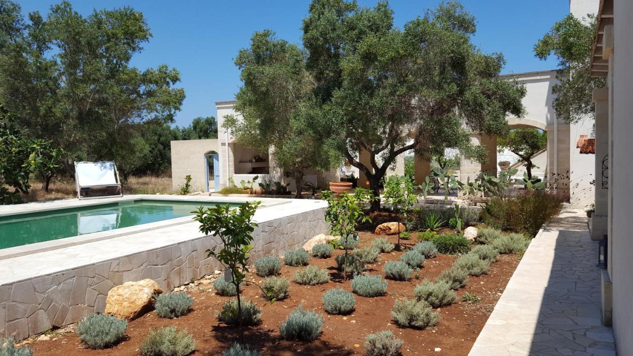 The Proud Garden Bed & Breakfast Каровиньо Екстериор снимка