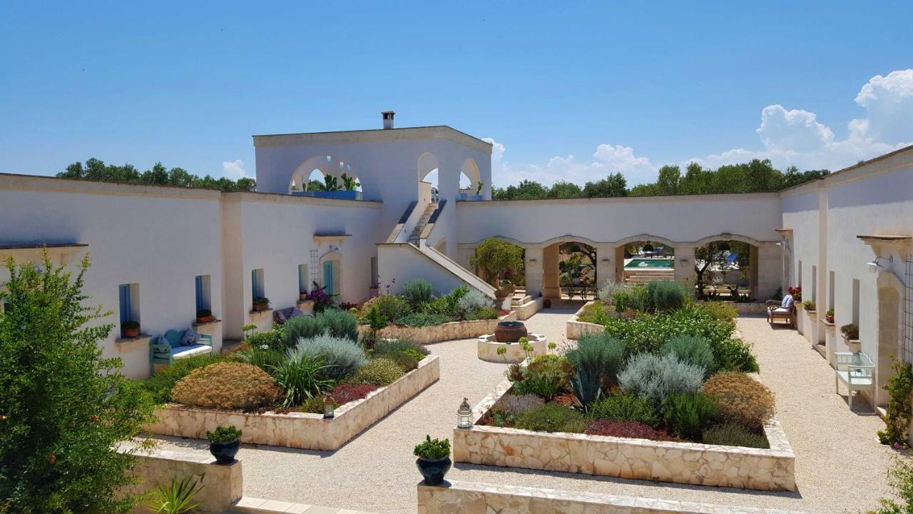 The Proud Garden Bed & Breakfast Каровиньо Екстериор снимка
